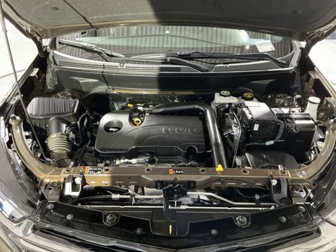 Used 2023 Chevrolet Equinox RS image 35