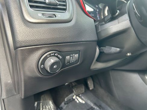 Used 2020 Jeep Compass Trailhawk image 21