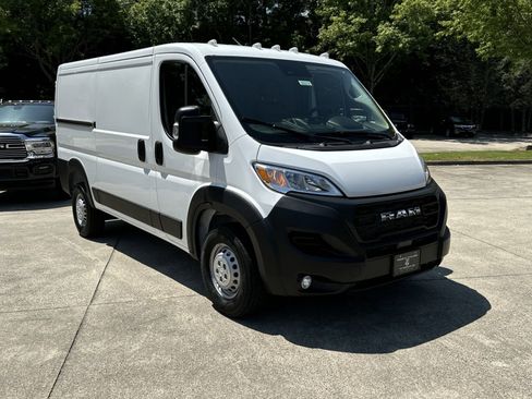 New 2024 RAM ProMaster 1500 w/ Convenience Group image 2