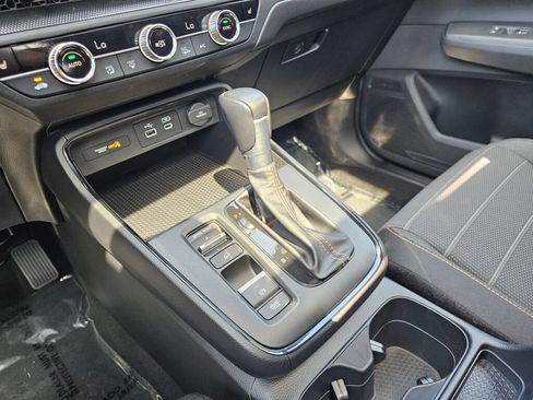Certified 2025 Honda CR-V Sport image 32