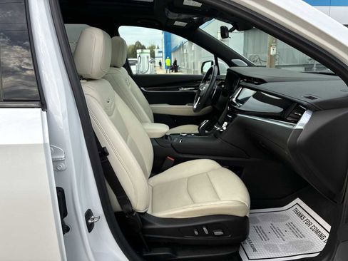 Certified 2023 Cadillac XT6 Sport w/ Technology Package image 29