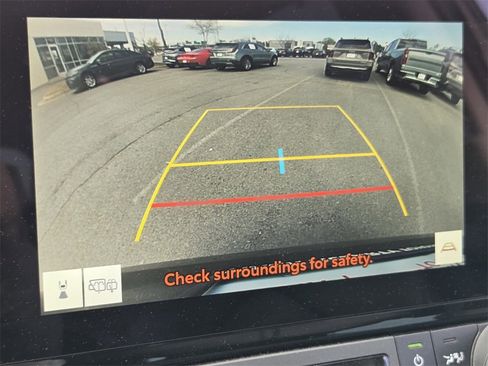 Used 2025 Toyota Grand Highlander XLE image 17