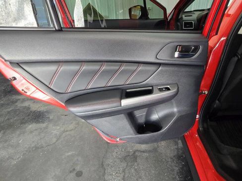 Used 2016 Subaru Crosstrek 2.0i Premium w/ Special Edition image 30