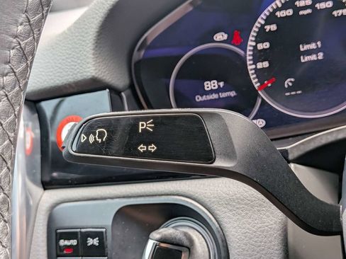 Certified 2021 Porsche Cayenne Coupe AWD/4WD image 27