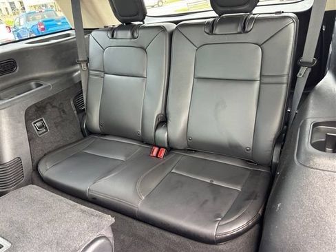 Used 2023 Lincoln Aviator AWD image 15