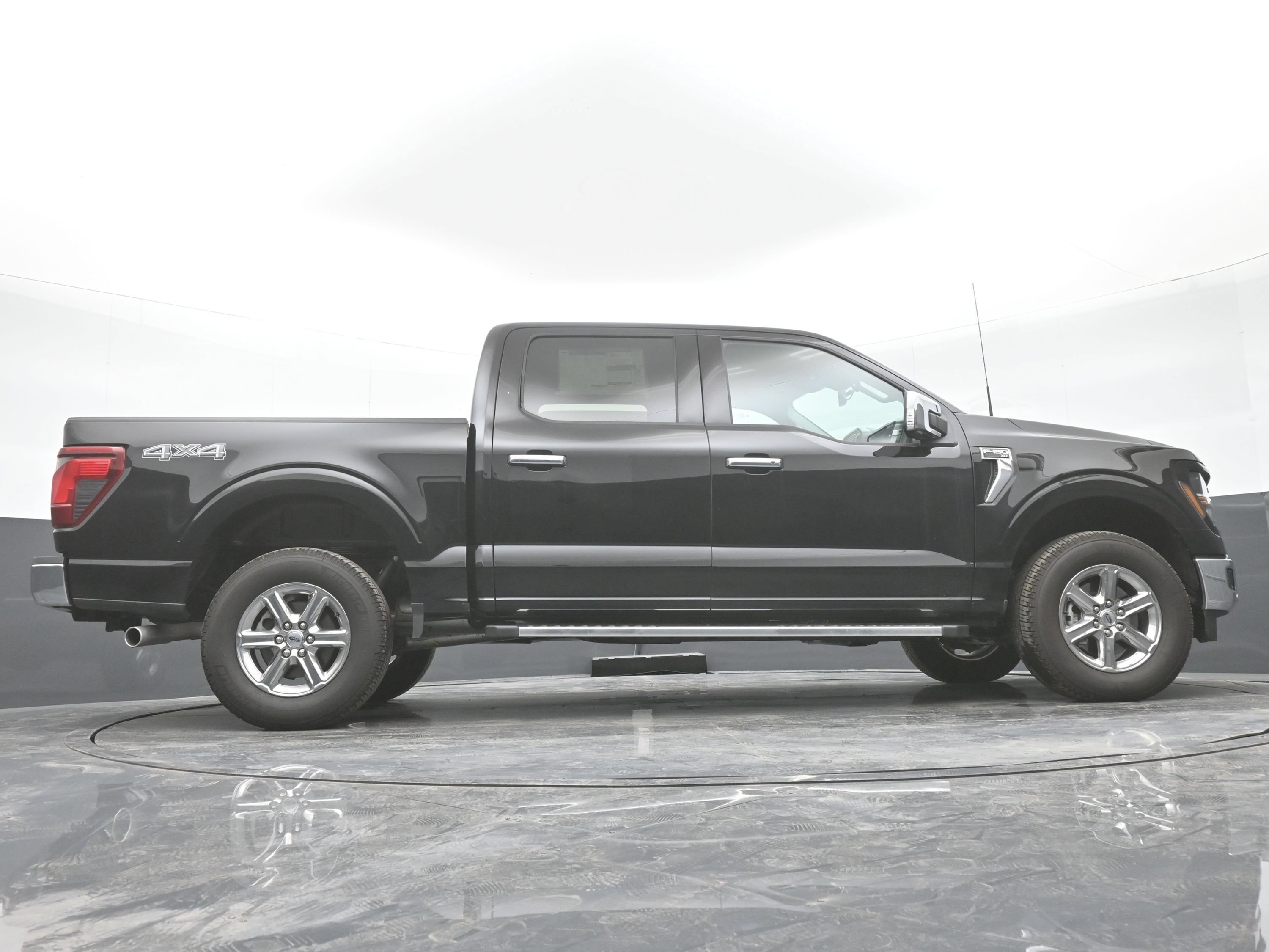 Used 2024 Ford F150 XLT w/ Equipment Group 302A MID AWD/4WD image 40