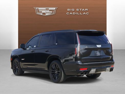 Used 2024 Cadillac Escalade V w/ LPO, ONYX Package image 3