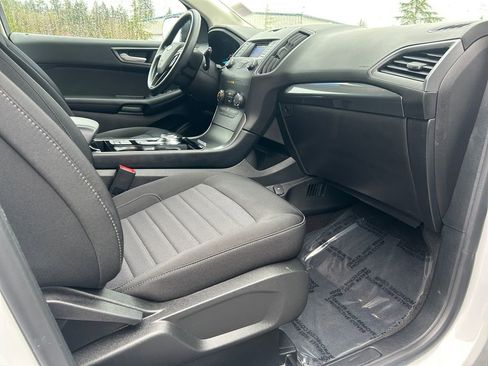 Used 2019 Ford Edge SE w/ SE Fleet Driver's Package image 26