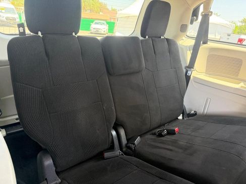 Used 2014 Dodge Grand Caravan SE w/ Quick Order Package 29E SE FWD image 35