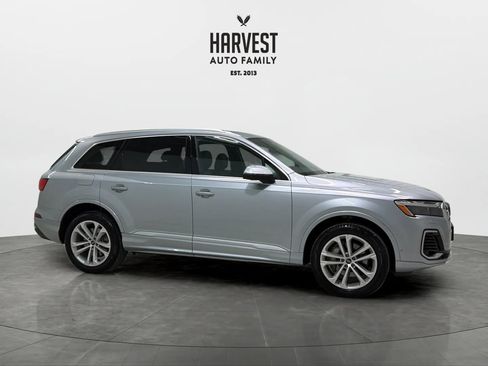 Used 2025 Audi Q7 3.0T Premium Plus AWD/4WD image 9