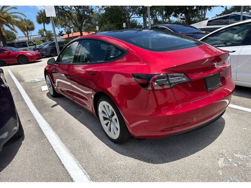 Used 2022 Tesla Model 3 Long Range AWD/4WD image 4