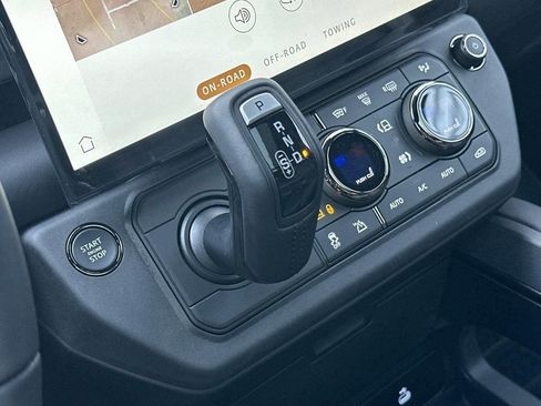 New 2026 Land Rover Defender 110 OCTA AWD/4WD image 16
