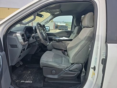 Used 2023 Ford F150 XLT image 9