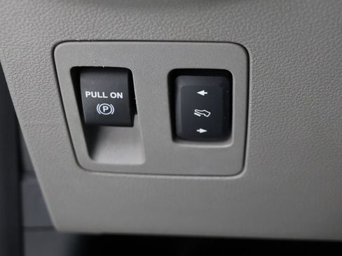 Used 2016 Ford F150 XLT w/ Equipment Group 301A Mid image 26