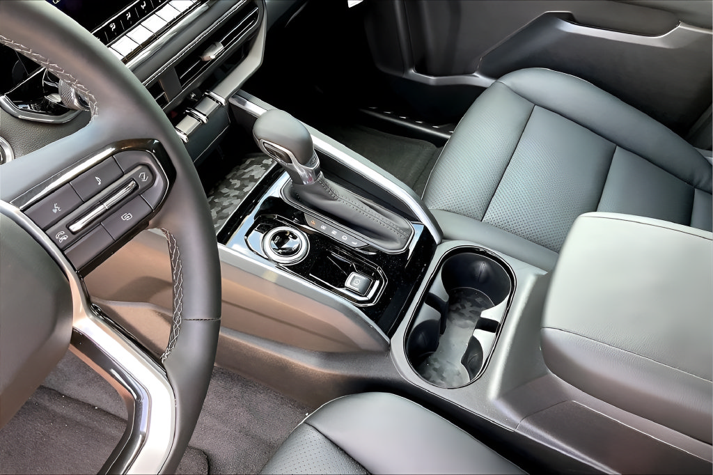 New 2025 Chevrolet Colorado LT AWD/4WD image 9