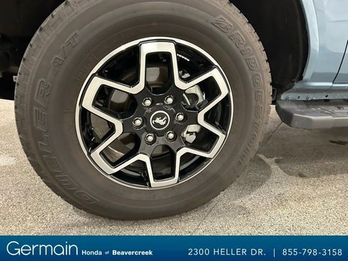 Used 2022 Ford Bronco Outer Banks image 9