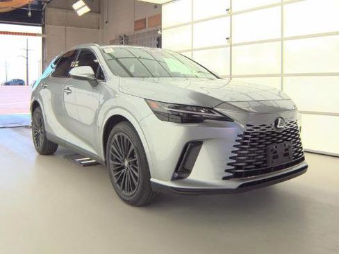 Used 2024 Lexus RX 350 Premium w/ Cold Area Package AWD/4WD image 2