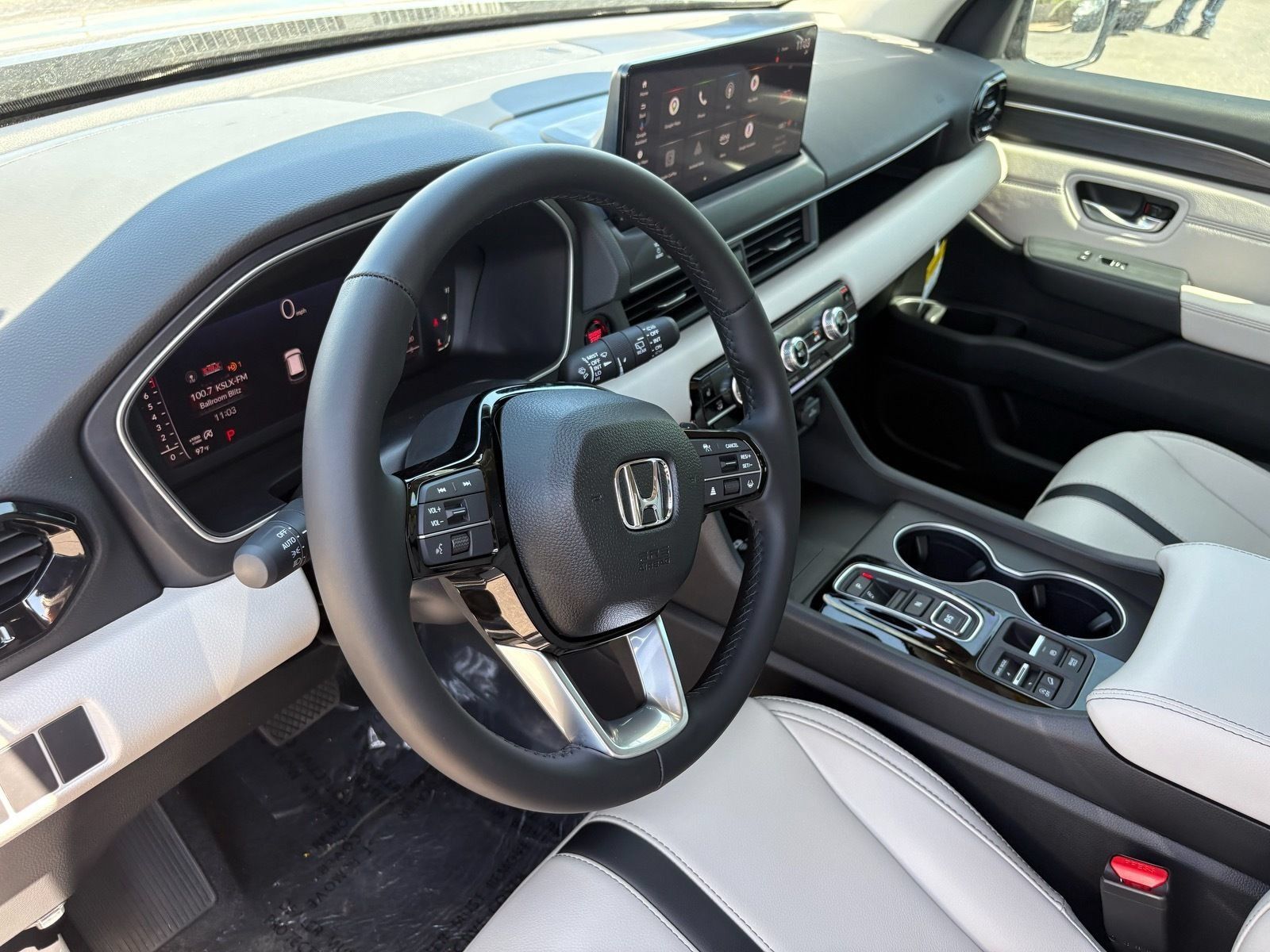 New 2026 Honda Pilot Touring image 12