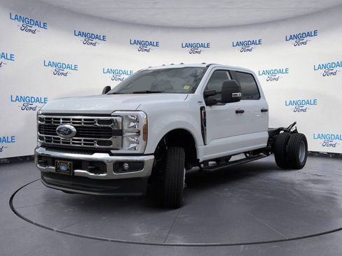 New 2026 Ford F350 XL w/ XL Chrome Package image 11