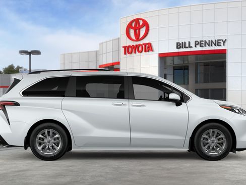 New 2026 Toyota Sienna XLE FWD image 12