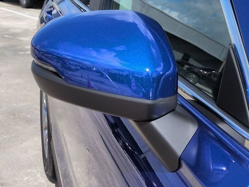 Used 2023 Honda CR-V EX-L image 12
