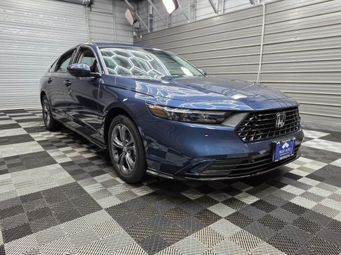 Used 2026 Honda Accord EX-L image 4