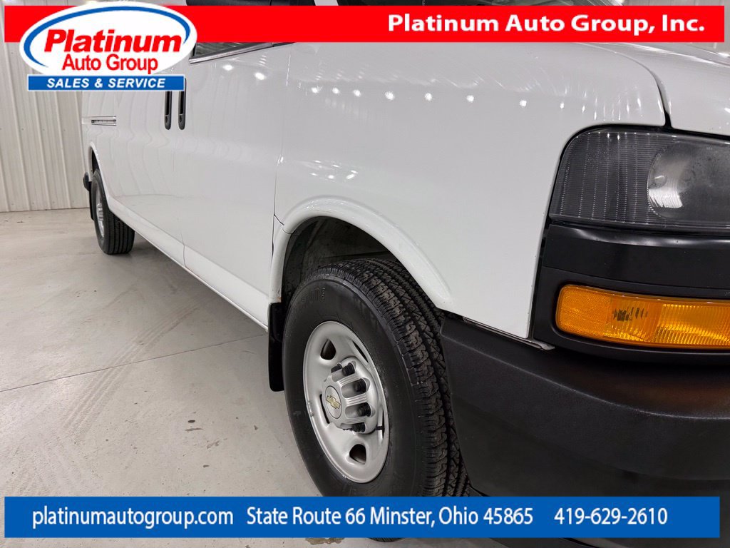 Used 2020 Chevrolet Express 3500 Extended w/ Driver Convenience Package RWD image 47