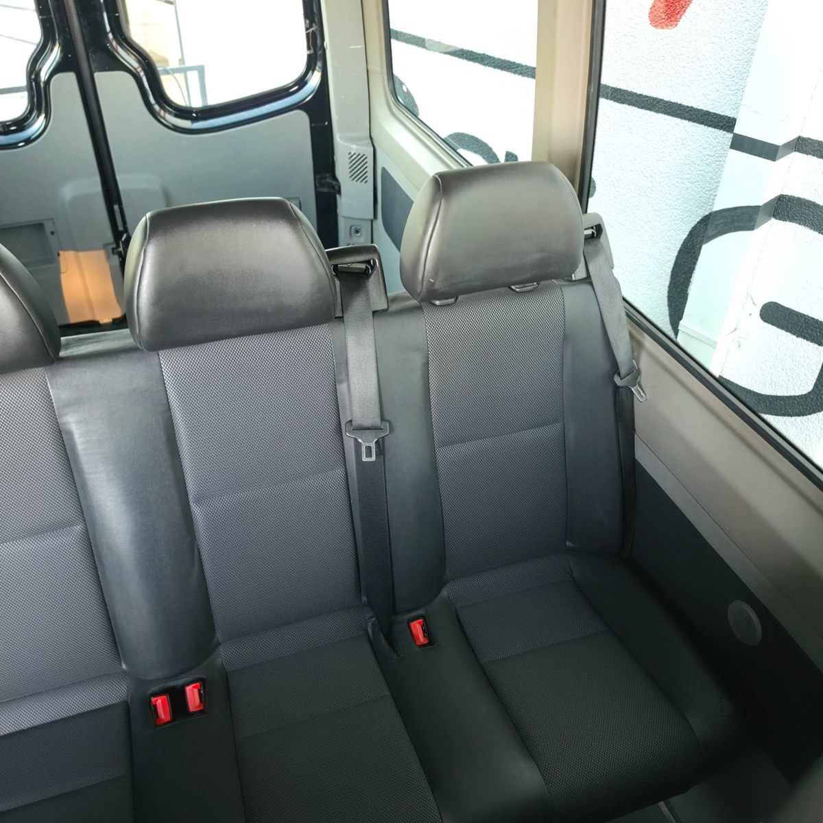 Used 2013 Mercedes-Benz Sprinter 2500 image 28