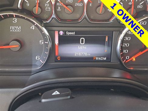 Used 2015 GMC Yukon XL SLE w/ Convenience Package image 9