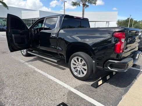 Used 2021 Chevrolet Silverado 1500 High Country AWD/4WD image 11