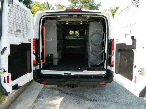 Used 2019 Ford Transit 250 130 Low Roof image 10