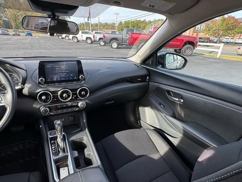 Used 2023 Nissan Sentra SV FWD image 19