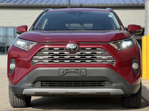 Used 2019 Toyota RAV4 Limited w/ Cold Weather Package image 13