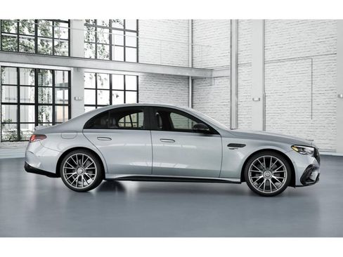 New 2026 Mercedes-Benz E 53 AMG e 4MATIC Sedan image 15