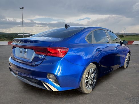 Certified 2023 Kia Forte LXS w/ LXS Technology Package FWD image 3