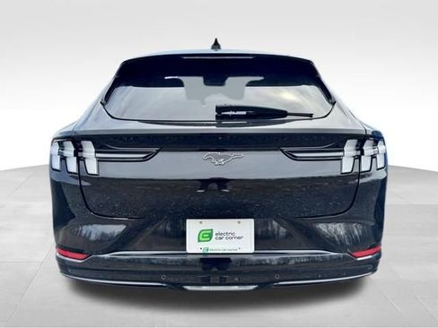 Used 2024 Ford Mustang Mach-E Premium image 7