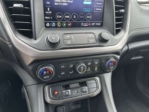 Used 2022 GMC Acadia AT4 w/ Technology Package image 20