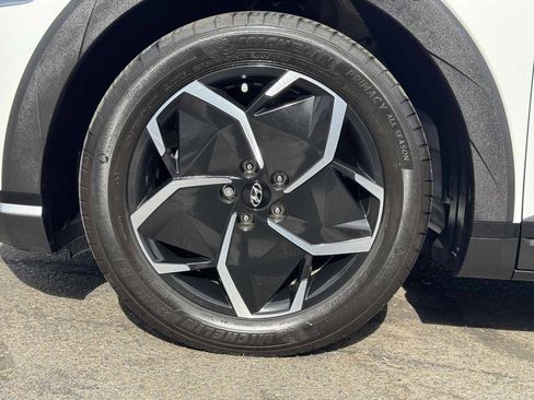 Used 2024 Hyundai Ioniq 5 SE RWD image 6
