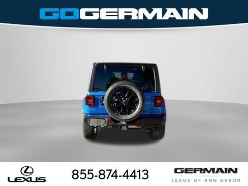 Used 2021 Jeep Wrangler Unlimited Sahara w/ Dual Top Group image 7