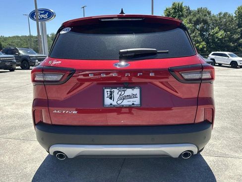 Used 2025 Ford Escape Active w/ Active Premium Tech Pack FWD image 6