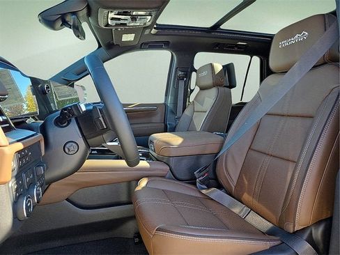 New 2026 Chevrolet Tahoe High Country image 17