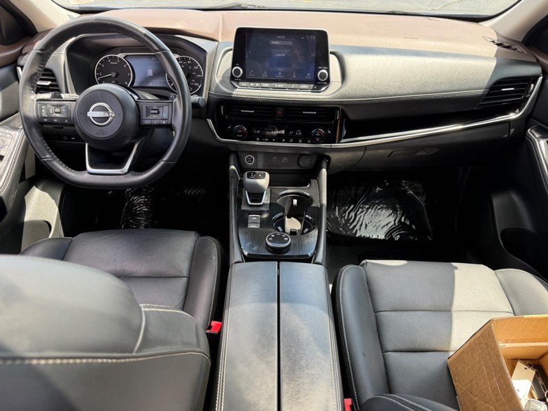Used 2023 Nissan Rogue SL AWD/4WD image 16