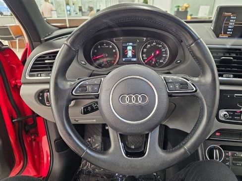 Used 2016 Audi Q3 2.0T Prestige w/ Prestige Package image 10
