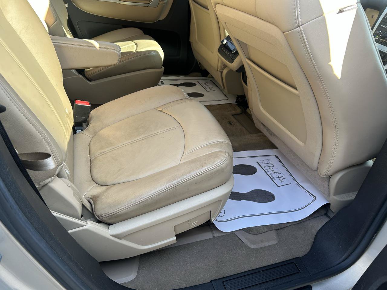 Used 2011 GMC Acadia SLT FWD image 11