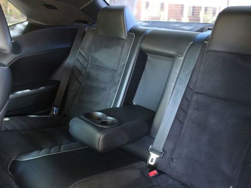 Used 2015 Dodge Challenger SRT w/ Technology Group image 13