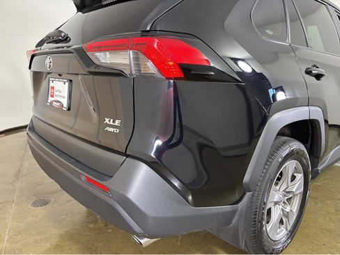 Used 2025 Toyota RAV4 XLE image 21