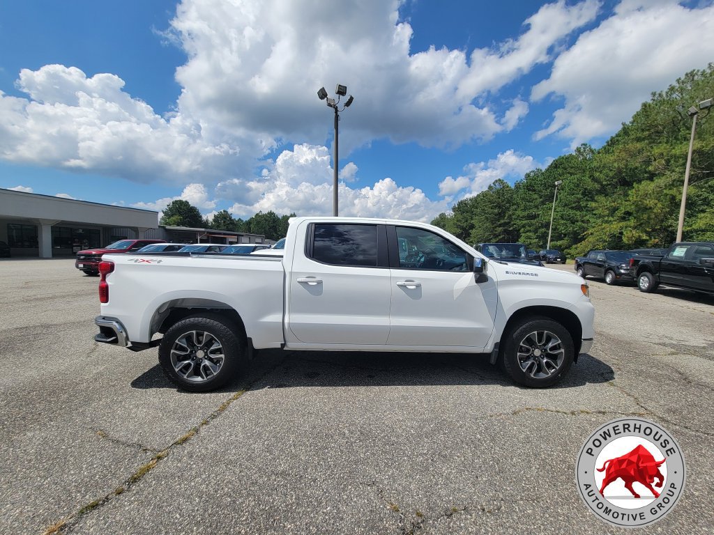 Used 2023 Chevrolet Silverado 1500 LT AWD/4WD image 8