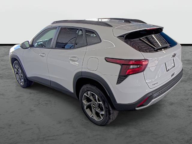 New 2026 Chevrolet Trax LT w/ Driver Confidence Package FWD image 2
