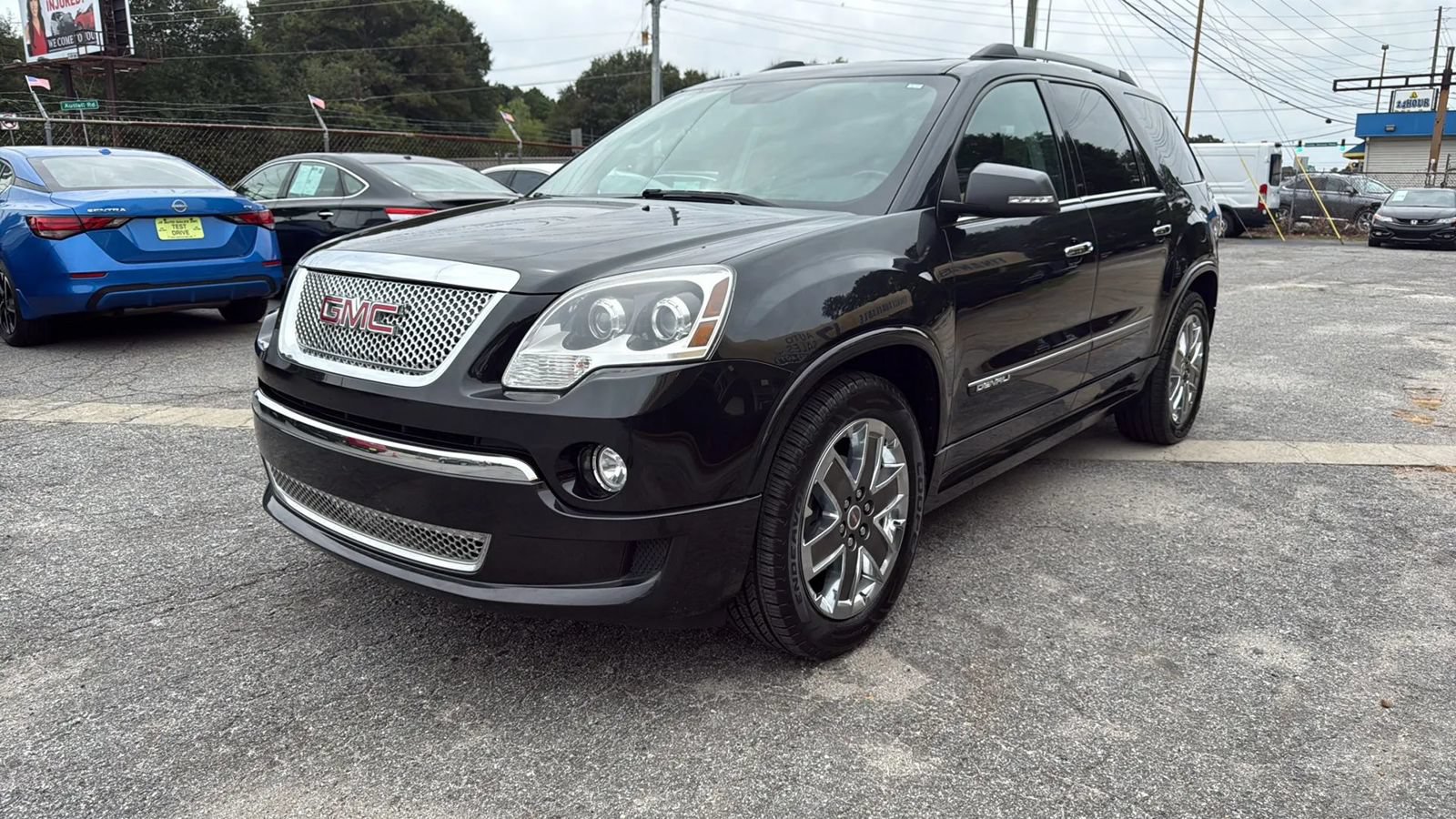 Used 2011 GMC Acadia Denali FWD image 4