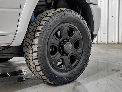 Used 2018 RAM 2500 Laramie w/ Sport Appearance Group AWD/4WD image 60